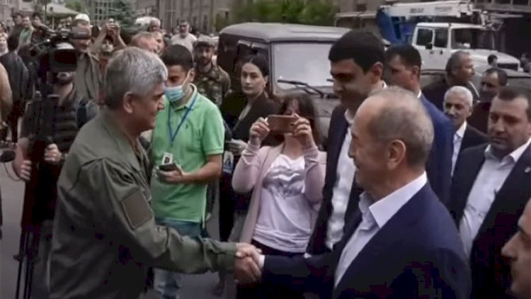    Terrorçu-separatçı general Laçından rahatca keçib Gorusda Köçəryanla görüşdü   