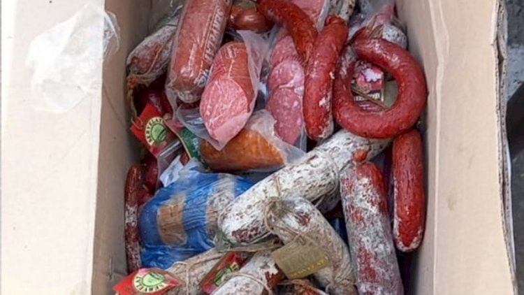    Yararsız kolbasa və sosiska məhsulları aşkar edildi - Foto   