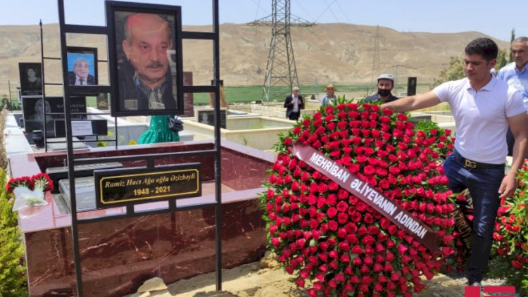    Mehriban Əliyeva Ramiz Əzizbəylinin dəfn mərasiminə əklil göndərdi   