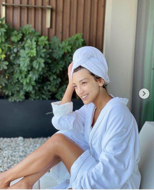 Röya hamam xalatında elə FOTO paylaşdı ki... 