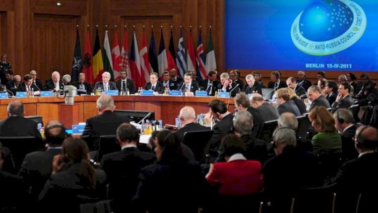    “NATO toplantısında Qarabağ barədə fikir mübadiləsi olmadı, lap yaxşı, dəstək istəmirik”   