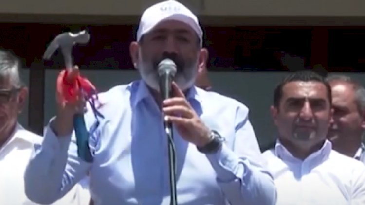    “Paşinyanın təpəsinə dəyənəklə vurmaq lazımdır ”   - Serj Sarkisyan