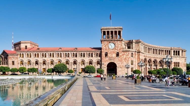    Ermənistanın xarici borcu rekord həddə çatdı   