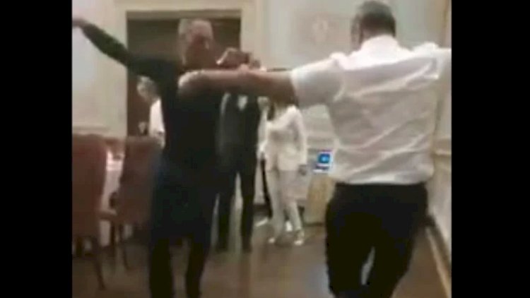    Van Damm qudası ilə “Ləzginka” oynadı - Video   