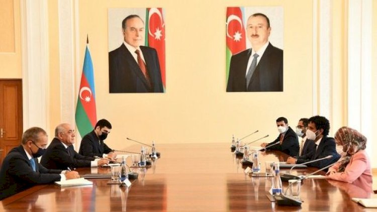    Əli Əsədov BƏƏ-nin iqtisadiyyat naziri ilə görüşdü   