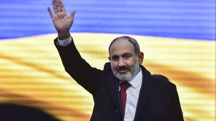    “Paşinyan türk havasına oynayır”   - Arman Abovyan