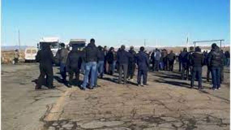    Ermənilər ayağa qalxdı: Yerevan-Gümrü yolu bağlandı   