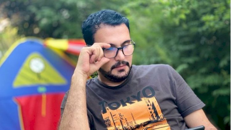    “Bizi gənclərin xoşbəxtliyindən çox pul yığmaq maraqlandırır“   - Nadir Qafarzadə