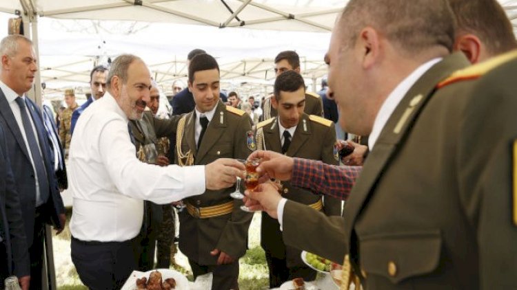    Paşinyan əyalətlərdəki tərəfdarlarına yeyib-içmək verdirir...   