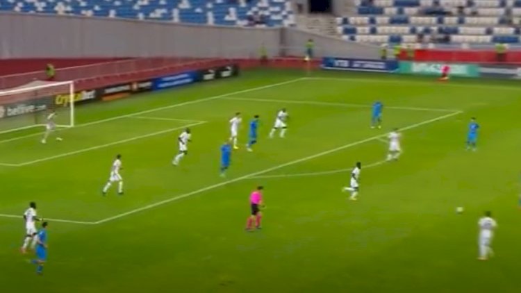    Azərbaycanın mədəniyyət naziri “Dinamo” - “Neftçi” oyununu izləyir   