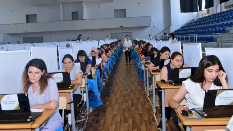    Müəllim olmaq istəyən daha iki nəfər ən yüksək bal topladı - Fotolar   