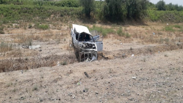    Yevlaxda avtomobil kanala aşdı   