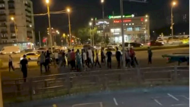    Moskvada miqrantlar arasında kütləvi dava - VİDEO   