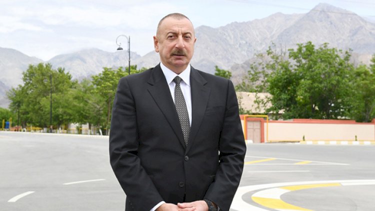    Prezident şəhid ailələri ilə görüşdü   