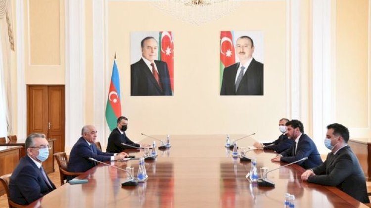    Baş nazir Kaxa Kaladzeni qəbul etdi   