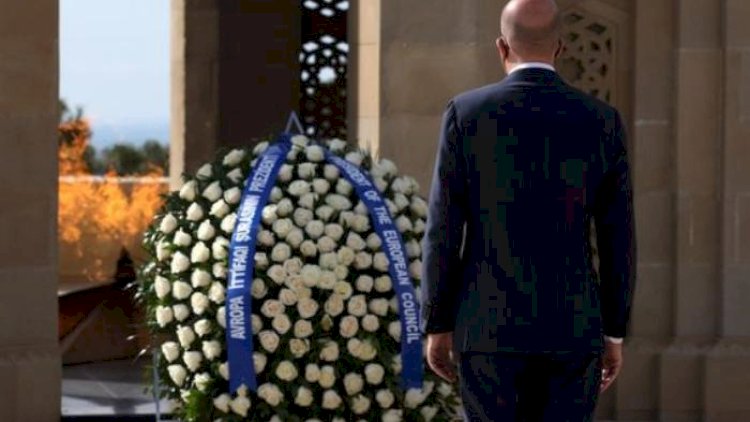    Şarl Mişel Cümə Məscidini ziyarət etdi   