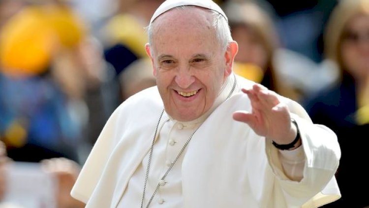    Papa məşhur italiyalı aktrisanın vurğunu imiş   