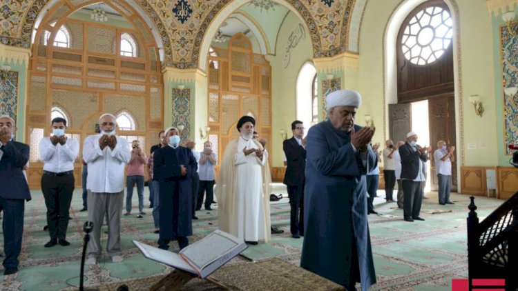    “Təzəpir” məscidində bayram namazı qılındı   
