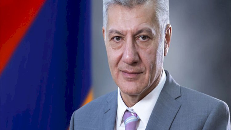    Ermənistan Müdafiə Nazirliyində “yarpaq tökümü“ BAŞLADI: Suren Saakyan   vəzifəsindən qovuldu