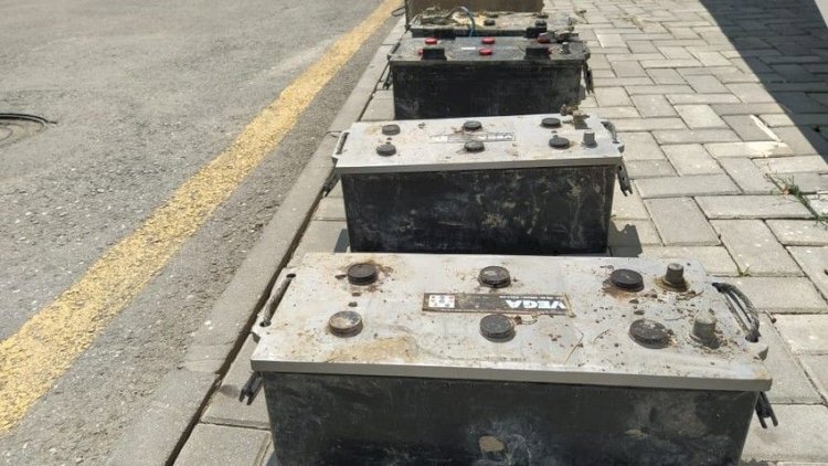    Akkumulyator oğruları saxlanıldı    - Foto