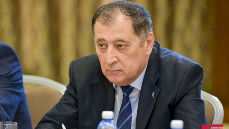    “Dedim Flora xanımın səksən yaşının tamam olması yuxarı çatmayıb”   
