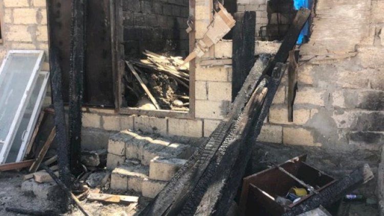    Ata oğlunun evini yandırdı - Sumqayıtda   
