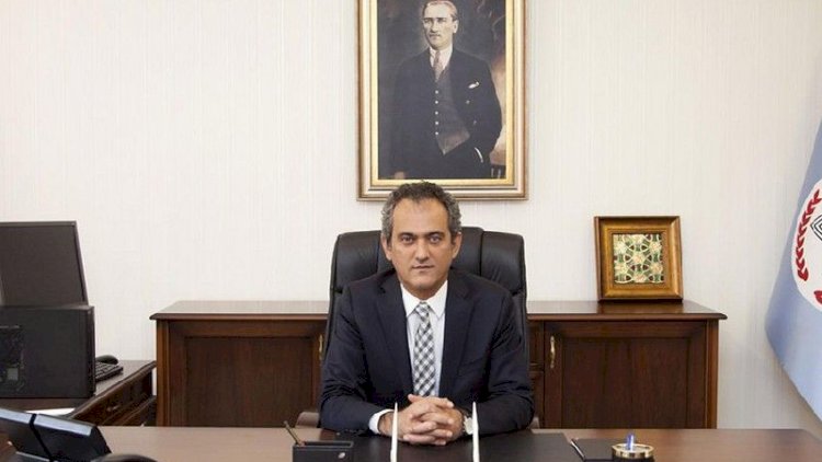    Nazir öz ərizəsi ilə işdən çıxdı   