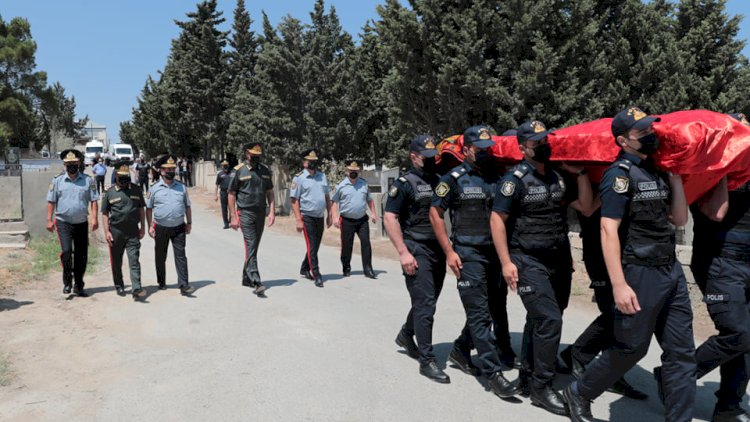    Vilayət Eyvazov polis kapitanının vida mərasiminə qatıldı   