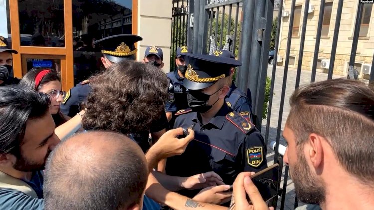    Polis mayorunun feministlərə verdiyi cavab - Video   