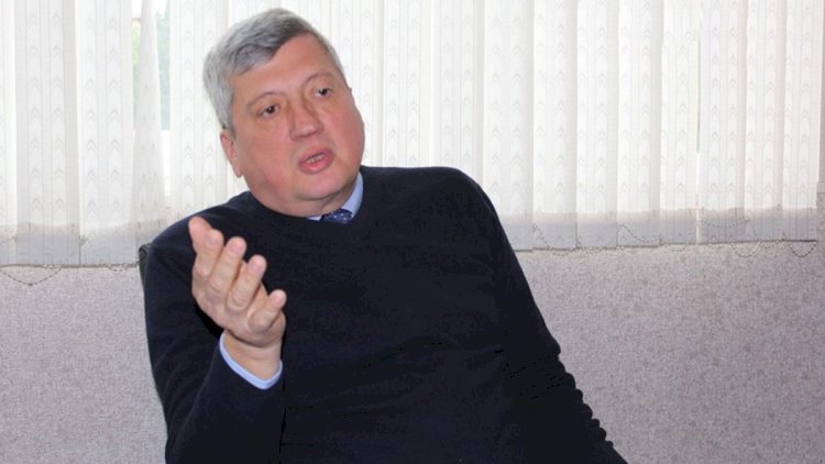    Keçmiş nazir KQB arxivlərinin açılamasını tələb edir   