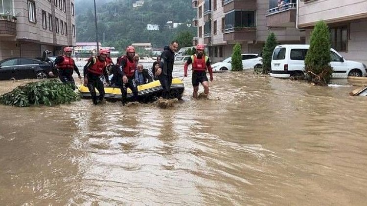    Türkiyədə sel fəlakətində ölənlərin sayı 77-yə çatdı   