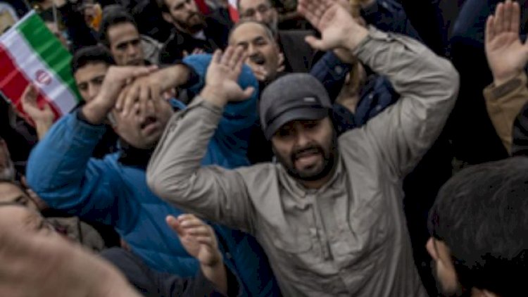    İran həyasızcasına ermənilərlə iş qurduğunu elan edir:   Bakı Tehrana güzəştə getməyəcək! - Fotolar