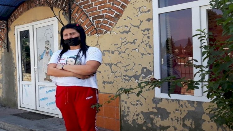    Evi tərk edən koronavirus xəstələrini polis küçədən tapdı   