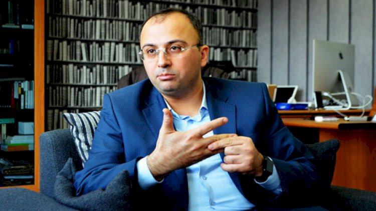    “Nə əzadarlıq? Peyğəmbərin 3 oğlu, 3 qızı öldü, heç birində əzadarlıq etmədi”   