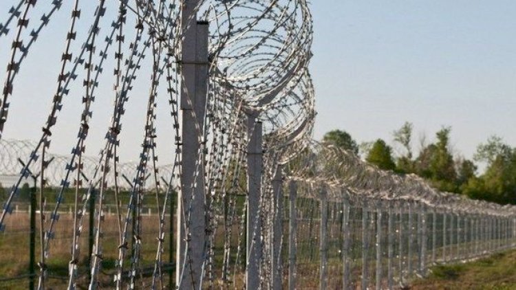    Polşa Belarusla sərhəddə hündürlüyü 2,5 metr olan sədd çəkəcək   