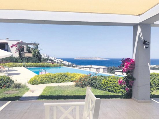Yanğından sarsılan arvadına Bodrumda villa aldı 