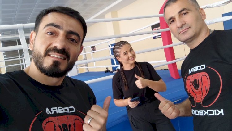    Elnarə bu dəfə “boksçu qız“ oldu   