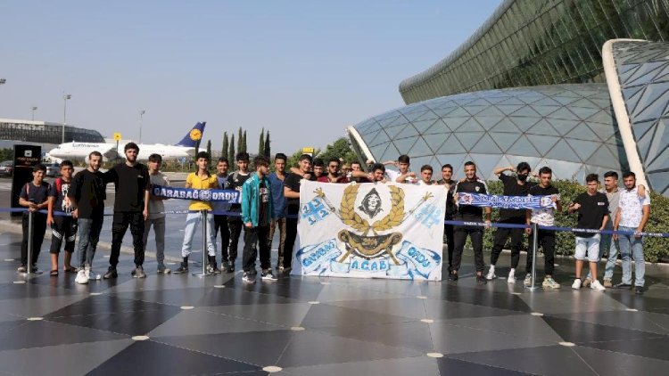    “Qarabağ“ Bakıda böyük coşğu ilə qarşılandı   - Fotolar