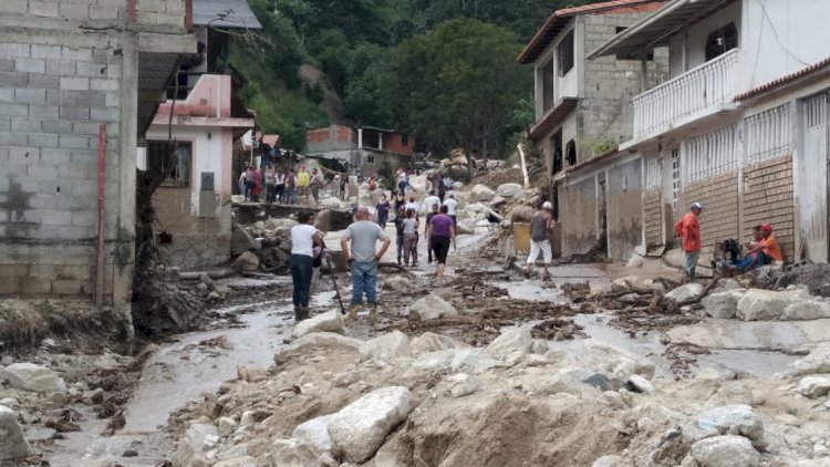    Venesuelada daşqın: 20 ölü, 17 itkin   