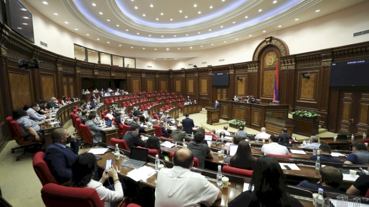    Erməni depuatlara mobil telefon qadağası - Yeni məhdudiyyət   