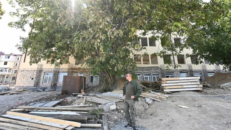    Şuşada Xüsusi nümayəndəliyin yerləşəcəyi inzibati binada bərpa işləri aparılır   