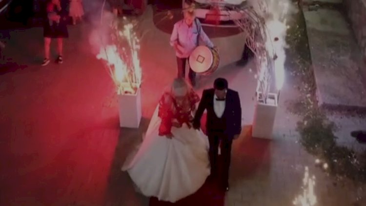    Viruslu gəlin qonaqları yoluxdurdu   