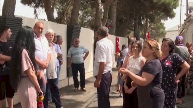    Ağciyər İnstitutu ilə sakinlərin yol qalmaqalı - Video   