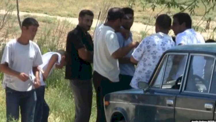    “İşsiz olduğunu sübut edənə qədər adamı o qədər get-gələ salırlar ki…”    