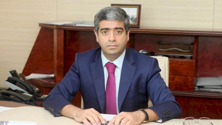    Azərbaycanda nazir müavininin atasının kartından pul oğurlandı   
