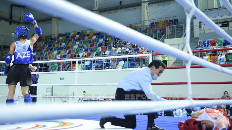    İdmançımız ermənini nokauta saldı - Fotolar   