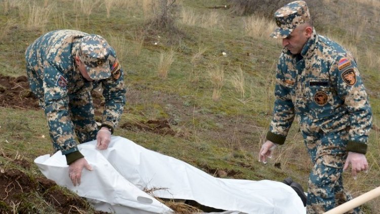    Hadrutda daha bir erməni hərbçisinin meyitinin qalıqları tapıldı   