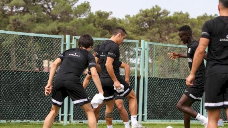    “Neftçi“ Seneqaldan 2 futbolçu çağırdı: Birinin 18 yaşı var   
