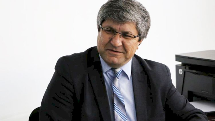   “Allah eləməsin, sizə hakimiyyət qismət olsa ölkəni belə idarə edəcəksiniz?”   