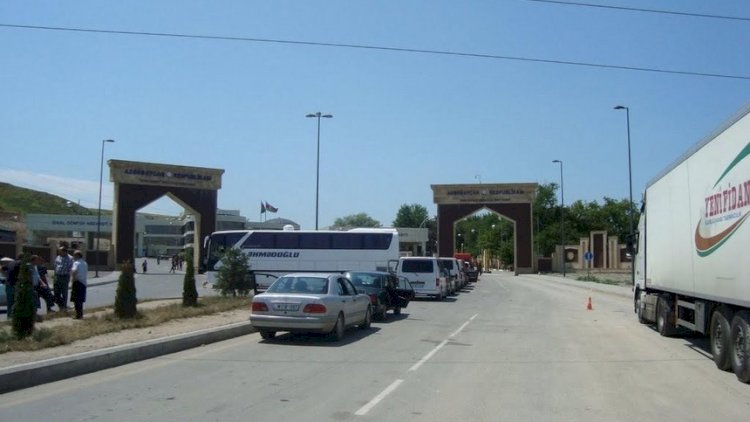    Gömrüklə bağlı daha bir qalmaqal: hər sürücü 20 manat – Video   